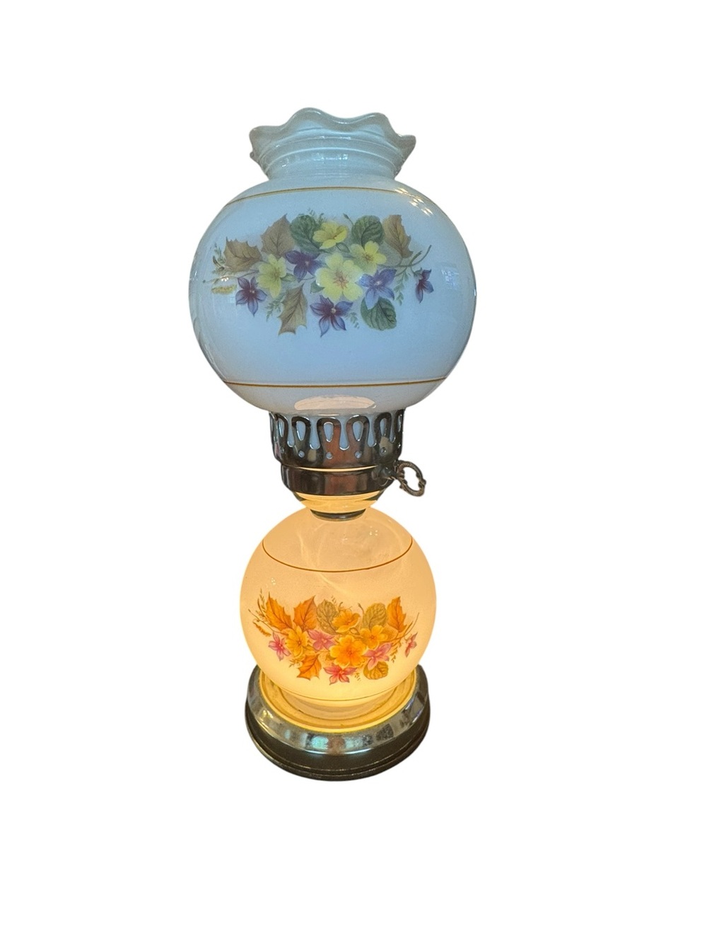 Vintage Hurricane Floral White Glass Table Lamp - Decorative Home Accent - Picture 4 of 7
